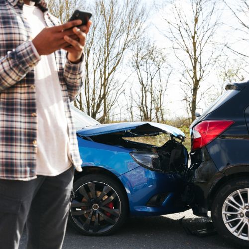 張珮琪律師，台中、彰化、南投、苗栗推薦律師。專精家事離婚、子女監護權、扶養費、保護令、遺產遺囑、車禍、仲介糾紛、房屋漏水、不動產案件推薦律師。台中、彰化、南投、苗栗免費法律諮詢。提供律師函、存證信函、企業法律顧問服務。特質為專業、耐心、細心。