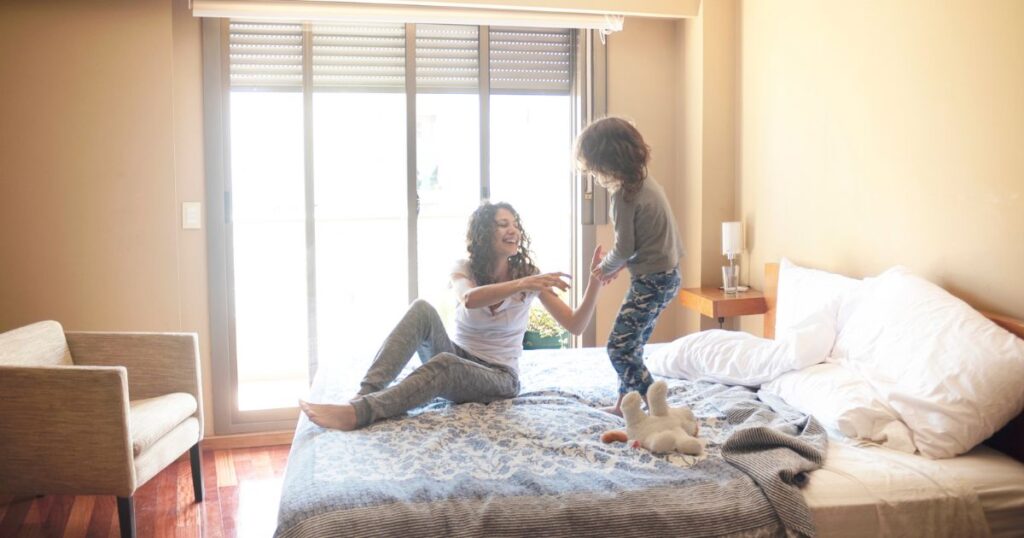 張珮琪律師，雲林推薦律師。專精家事離婚、子女監護權、扶養費、夫妻剩餘財產、保護令、遺產遺囑、車禍、仲介糾紛、房屋漏水、不動產案件推薦律師。雲林、台中、彰化、南投、苗栗免費法律諮詢。提供律師函、存證信函、企業法律顧問服務。特質為專業、耐心、細心。